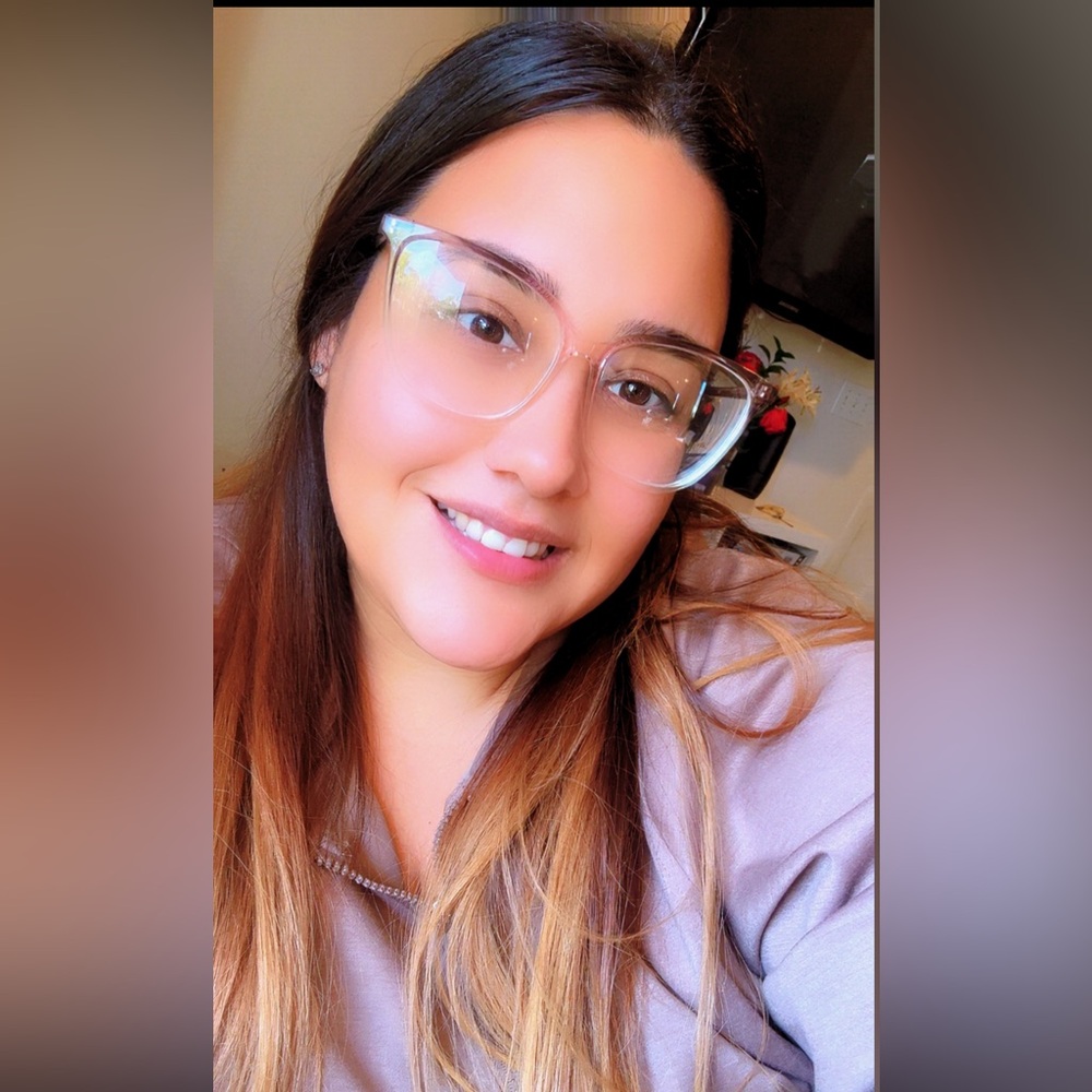 Meet your Posher, Rebecca